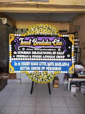 Papan Bunga di Jalan Margonda Depok